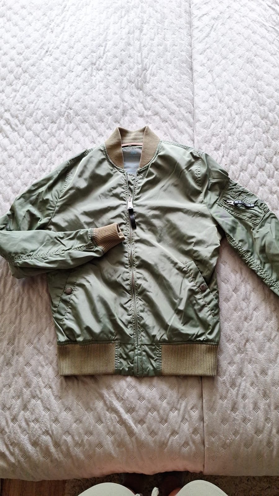 Alpha Industries Bomberjack - Groen, Ophalen, Gedragen, Groen
