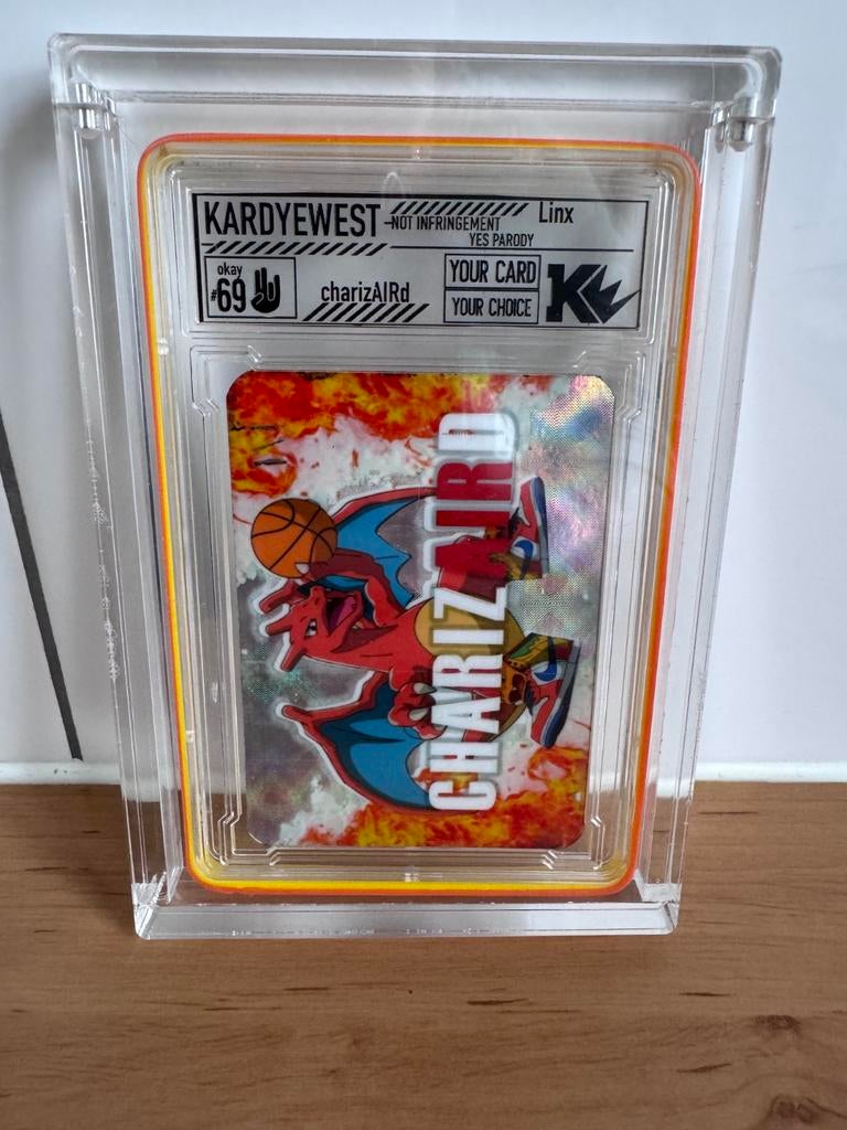 Kardyewest Charizard custom Kaart, Ophalen of Verzenden, Zo goed als nieuw, Losse kaart, Foil