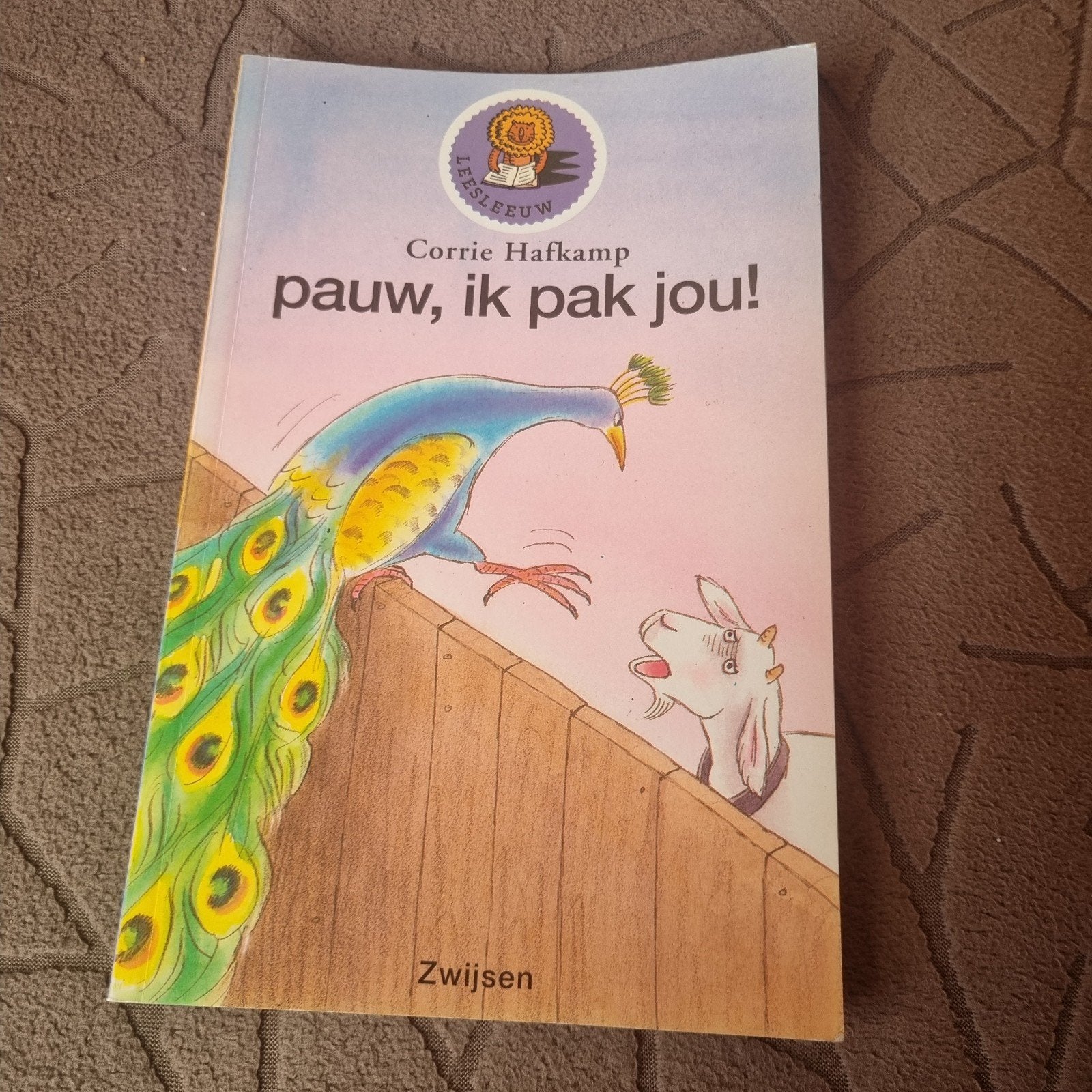 Pauw, ik pak jou! - Corrie Hafkamp  groep 3 leerjaar 1, Boeken, Ophalen of Verzenden, Gelezen, Fictie algemeen