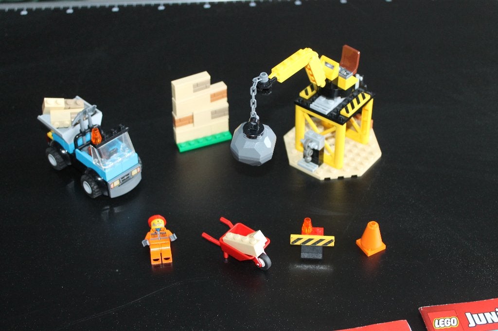 lego juniors build en rebuild sloopplaats 10667, Compleet, Overige thema's, Lego, Ophalen of Verzenden