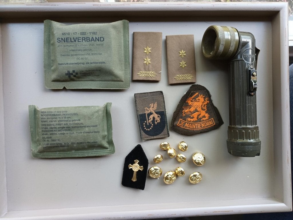 lotje emblemen, militaria, Koninklijke Landmacht, Verzamelen, Ophalen of Verzenden, Landmacht, Nederland, Embleem of Badge