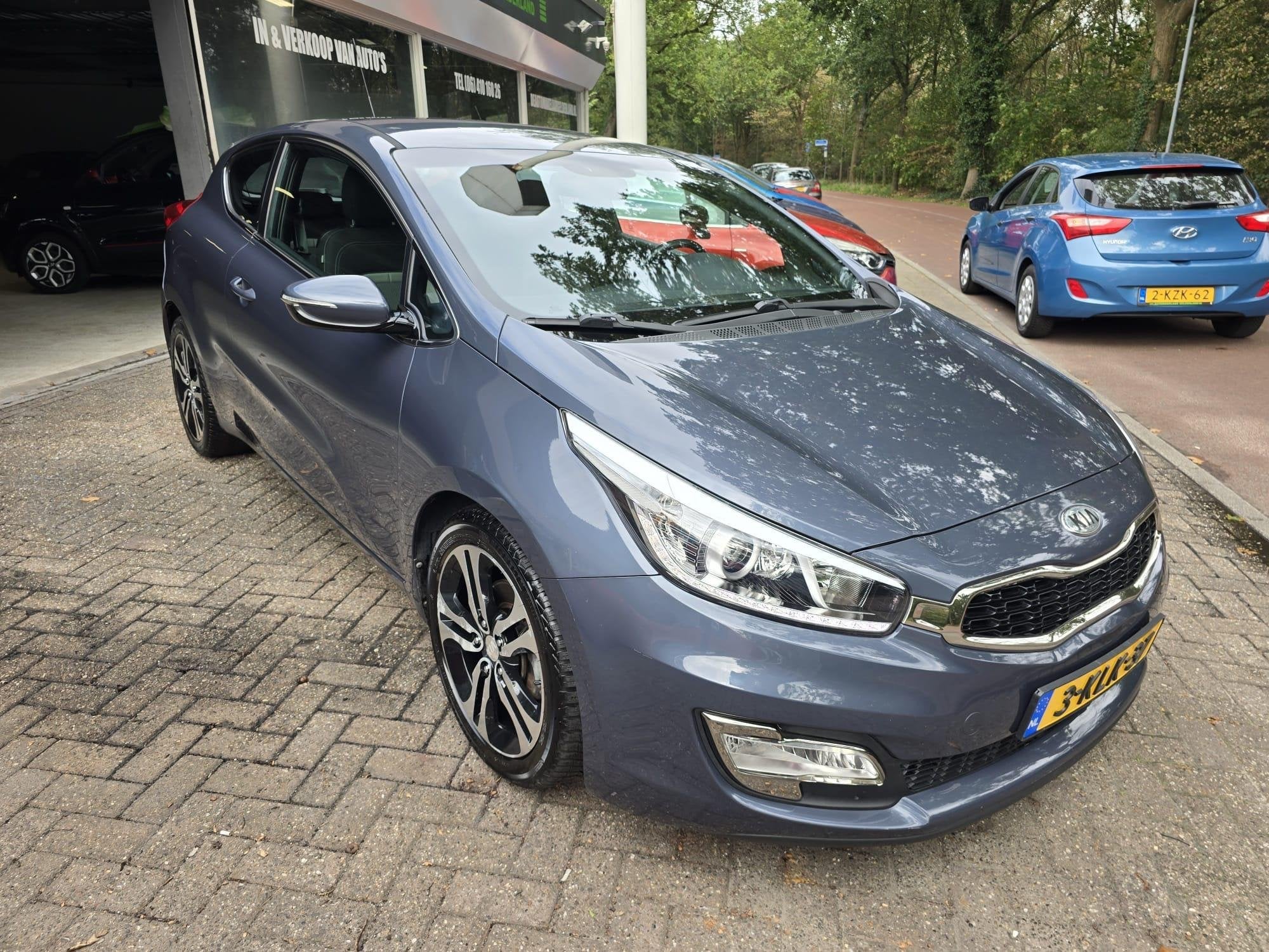 Kia pro_cee'd 1.6 GDI Business Pack | AUTOMAAT | 3/6 OF 12 M, Euro 5, Gebruikt, 4 cilinders, Blauw