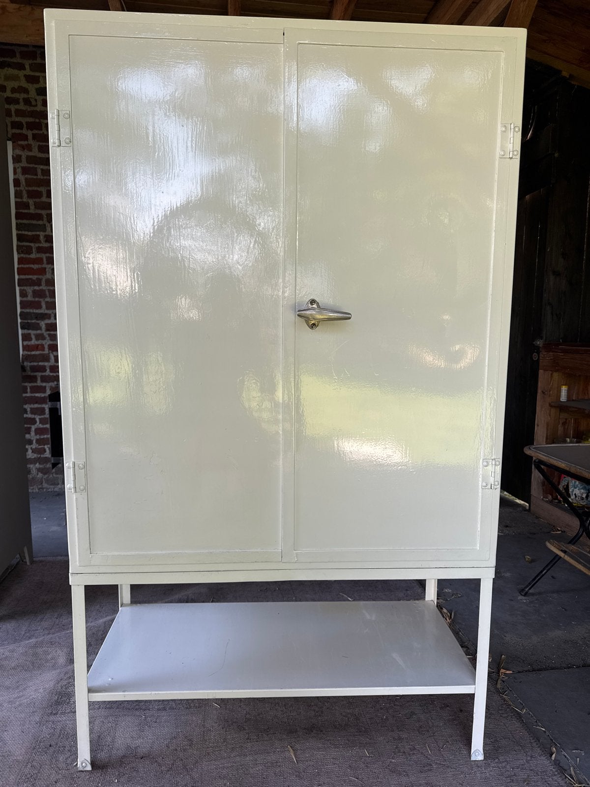 Vintage metalen kast met planken - Crème wit, Ophalen, Gebruikt