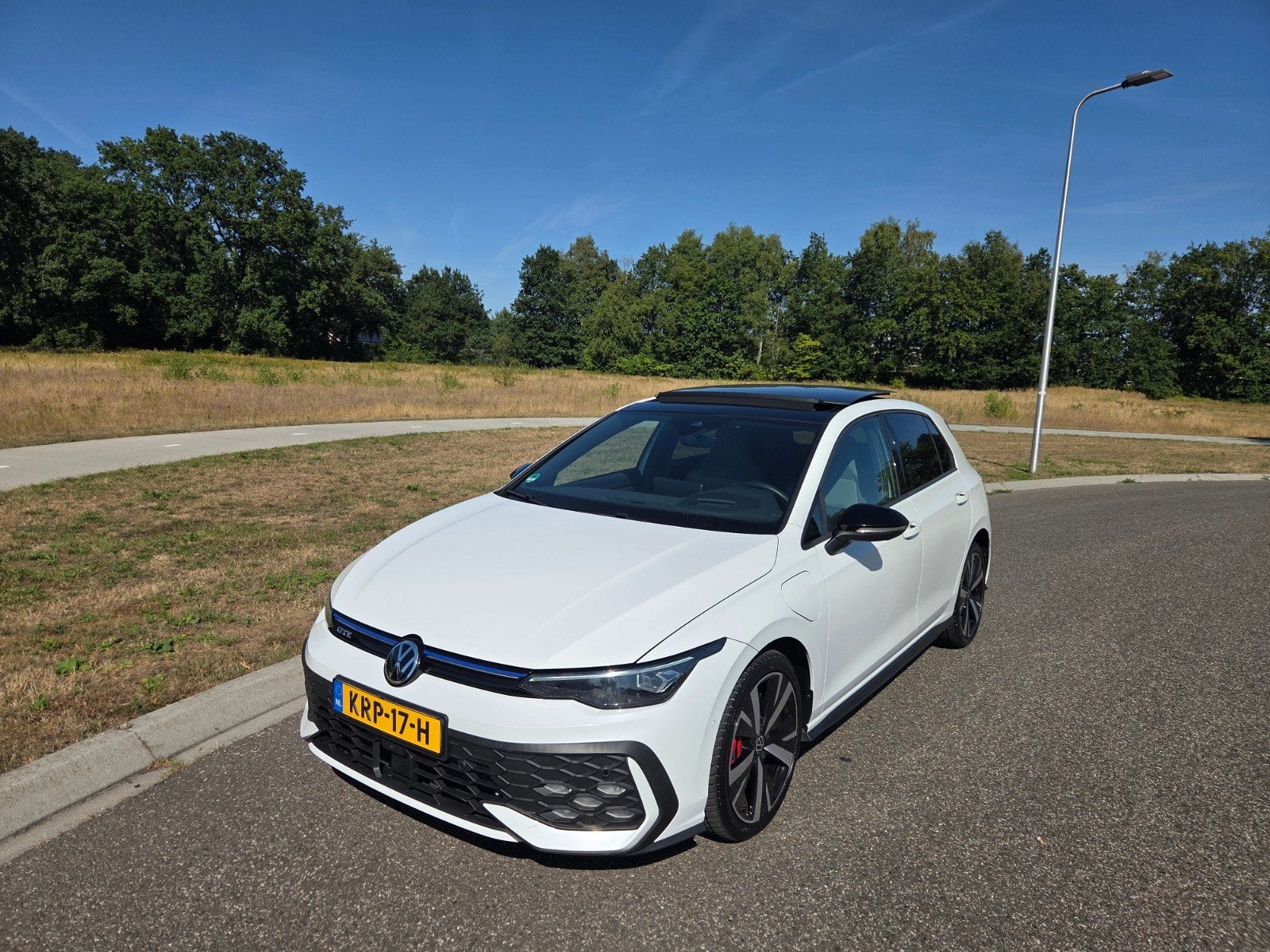 Volkswagen Golf 8.5 GTE Ehybrid 272pk Pano Head up 360 Camer, 1498 cc, Zwart, 4 cilinders, 250 km/l