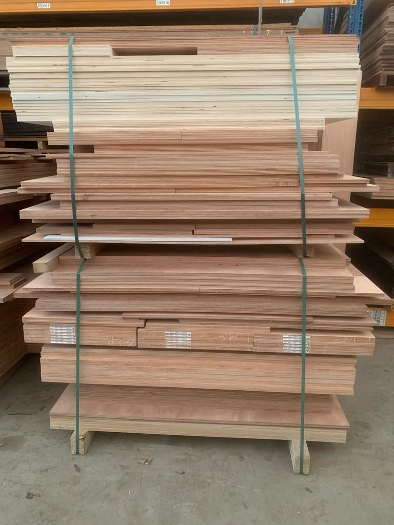 Plaatmateriaal, stroken, platen, Okoume mdf betonplex, Doe-het-zelf en Verbouw, Platen en Panelen, Ophalen, Nieuw