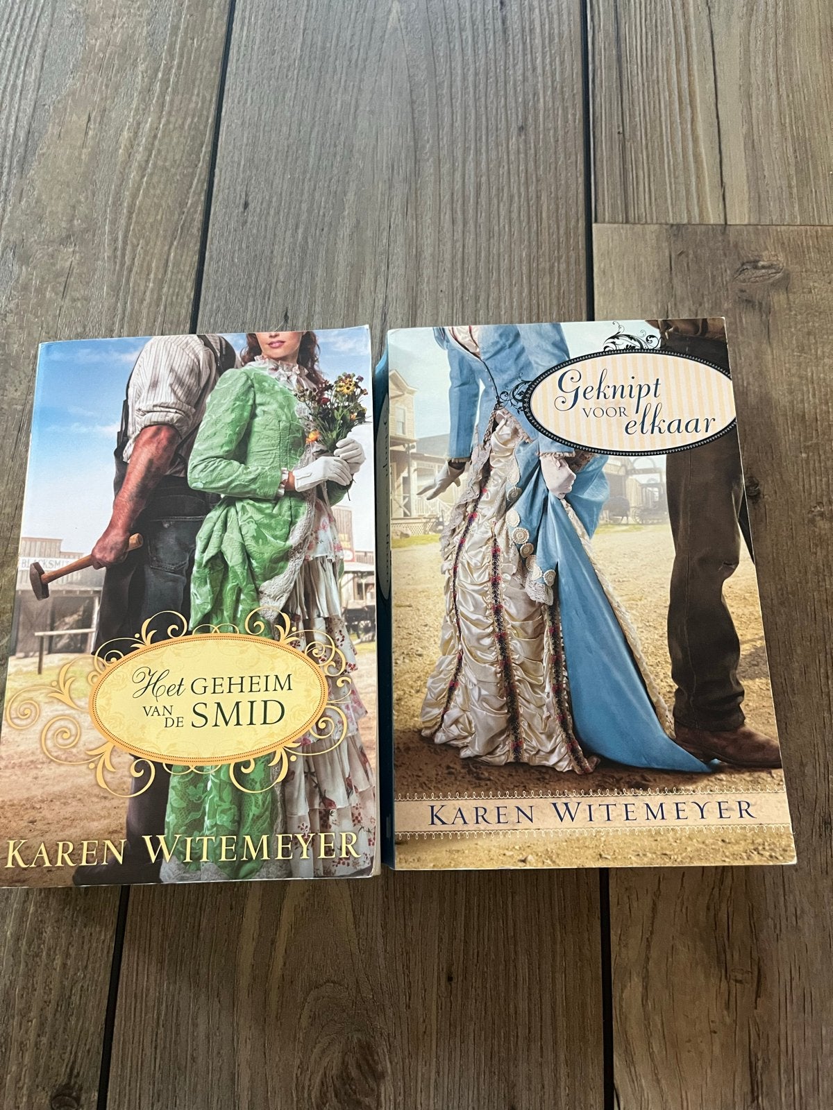 Karen Witemeyer boeken: Het Geheim van de Smid & Geknipt, Ophalen of Verzenden, Zo goed als nieuw, Amerika