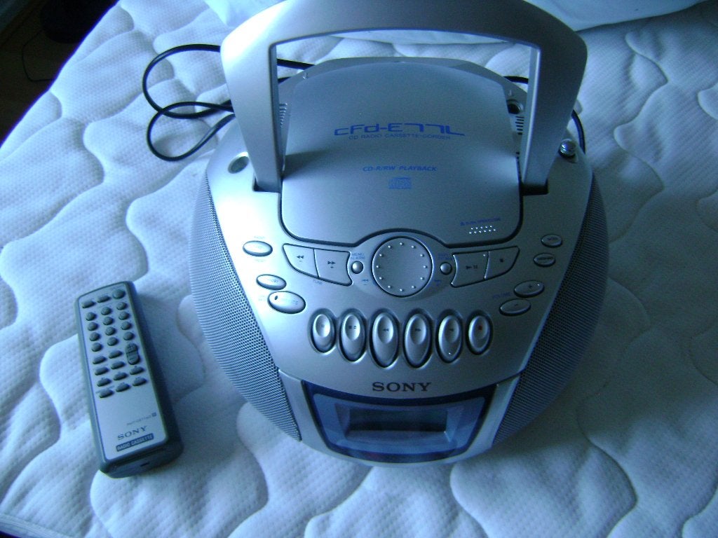 Sony draagbare radio cassette cd speler, Ophalen, Zo goed als nieuw, Radio, Met cd-speler