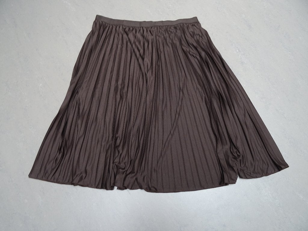 PAGE ONE maat XXL, bruine midilange plisserok., Kleding | Dames, Bruin, Rok, Ophalen of Verzenden, Zo goed als nieuw