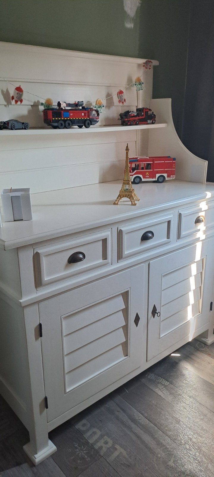 Crème dressoir met opzetkast en lades, Gebruikt, Ophalen of Verzenden, Landelijk, 25 tot 50 cm