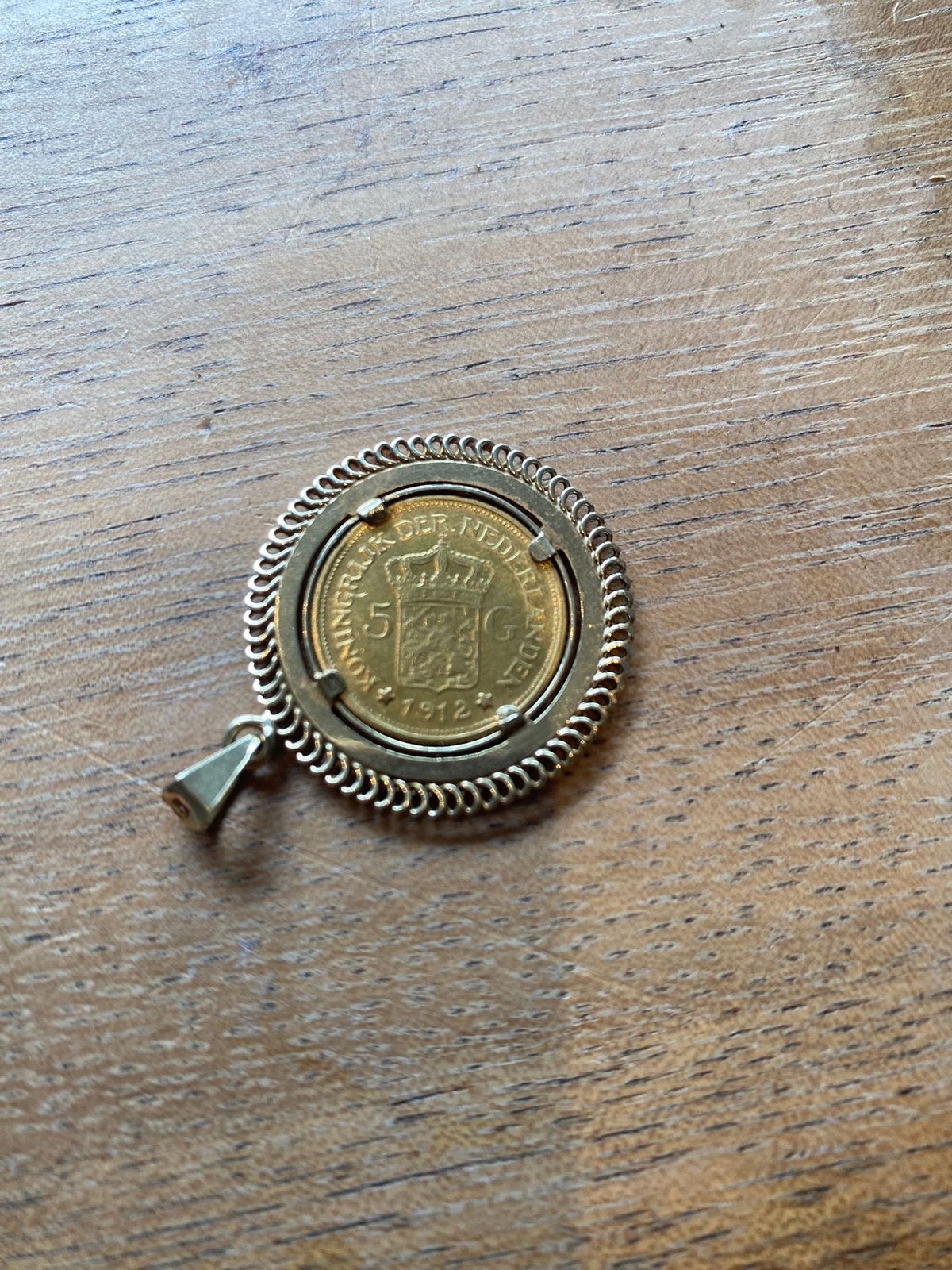 Gouden munt hanger 5 Gulden 1912 Wilhelmina in 14k hanger, Ophalen of Verzenden, Gebruikt, Goud, Met hanger
