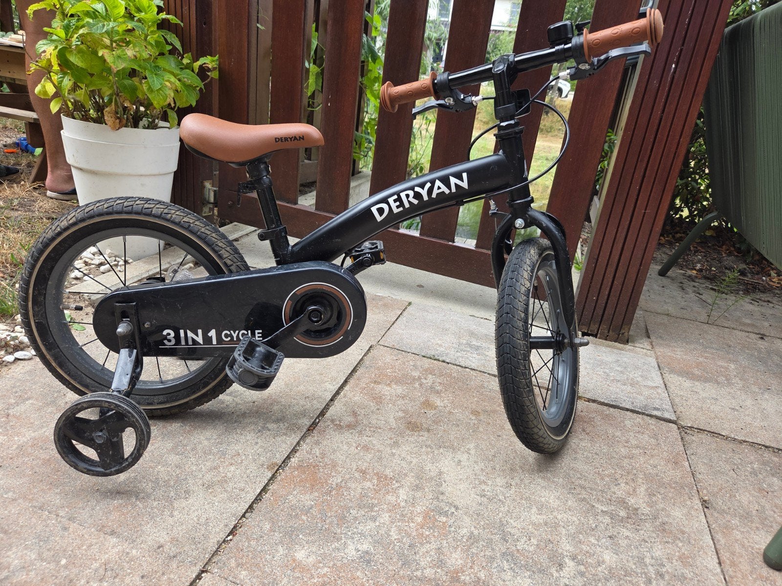 Deryan 3-in-1 kinderfiets met zijwieltjes, Fietsen en Brommers, Fietsen | Kinderfietsjes, Ophalen, Zijwieltjes, Gebruikt, Deryan