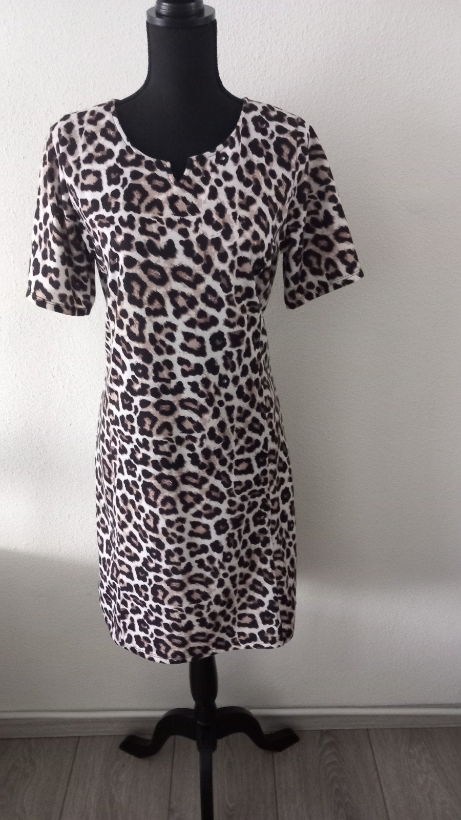 LEUK MOOI *FOS AMSTERDAM* LEOPARD PRINT JURKJE., Maat 38/40 (M), Bruin, FOS AMSTERDAM., Ophalen of Verzenden