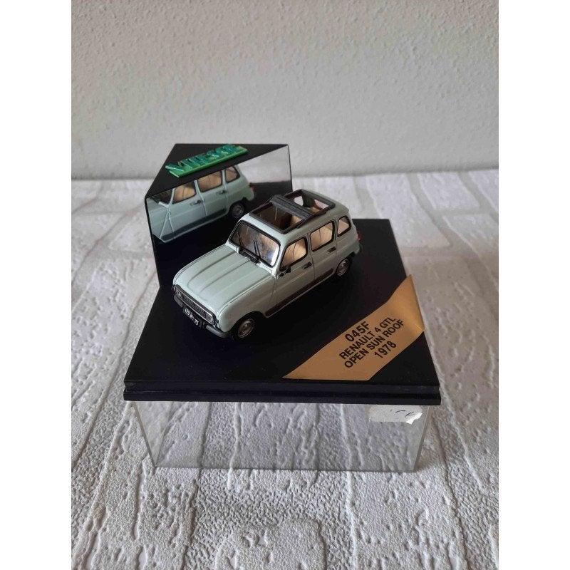 Renault 4 GTL 1978 met open sunroof 1:43 Vitesse group 045F, Ophalen of Verzenden, Zo goed als nieuw, Auto