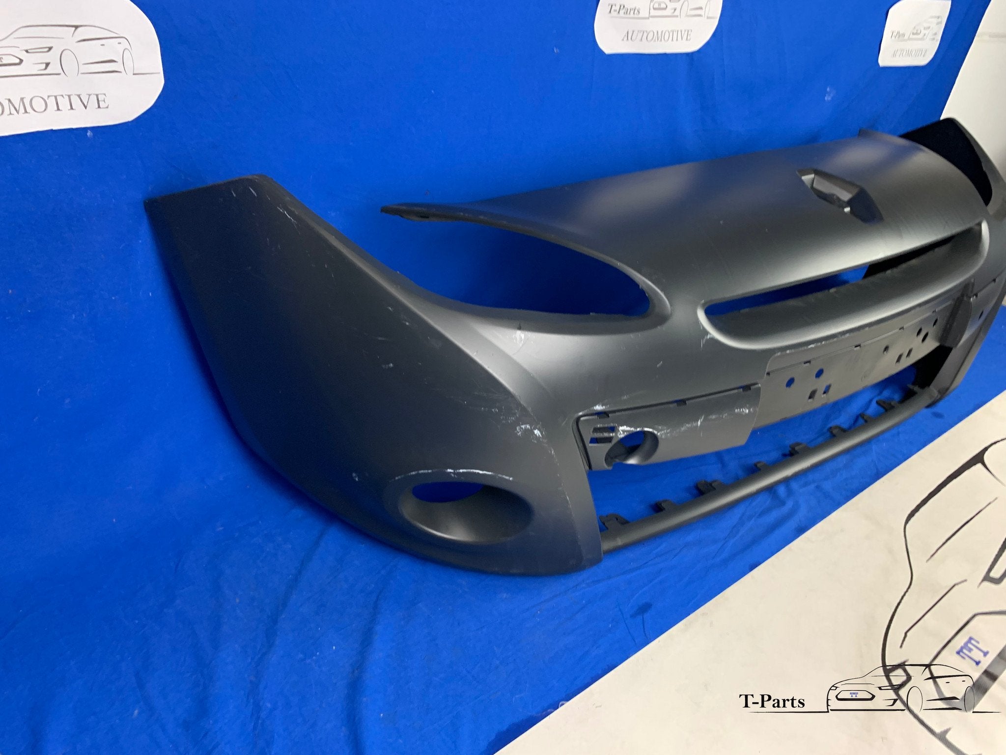 Renault clio Voorbumper origineel bumper 185, Auto-onderdelen, Info@fabrikant.eu, Renault, Ophalen of Verzenden, Bumper