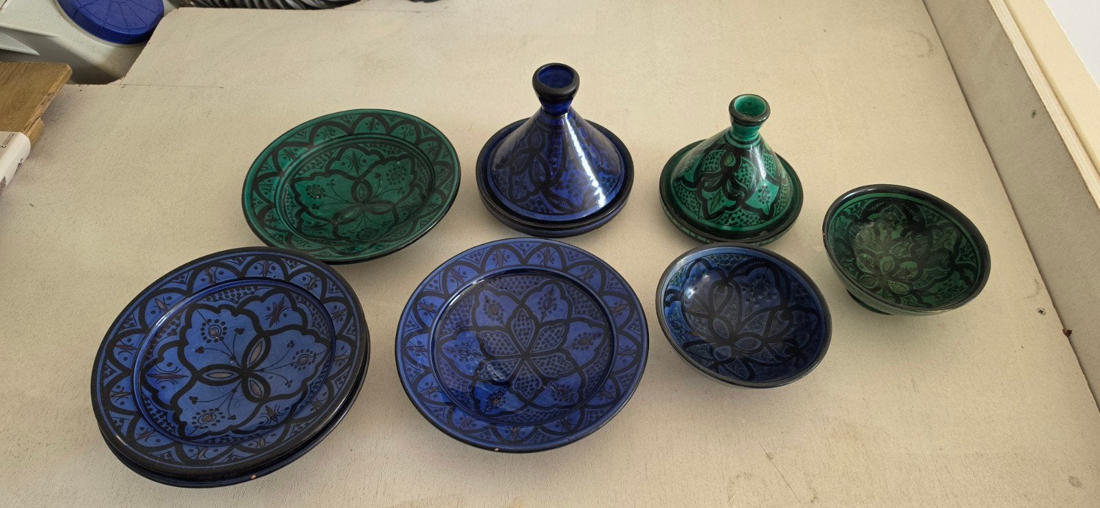 Marokkaans servies, Ophalen