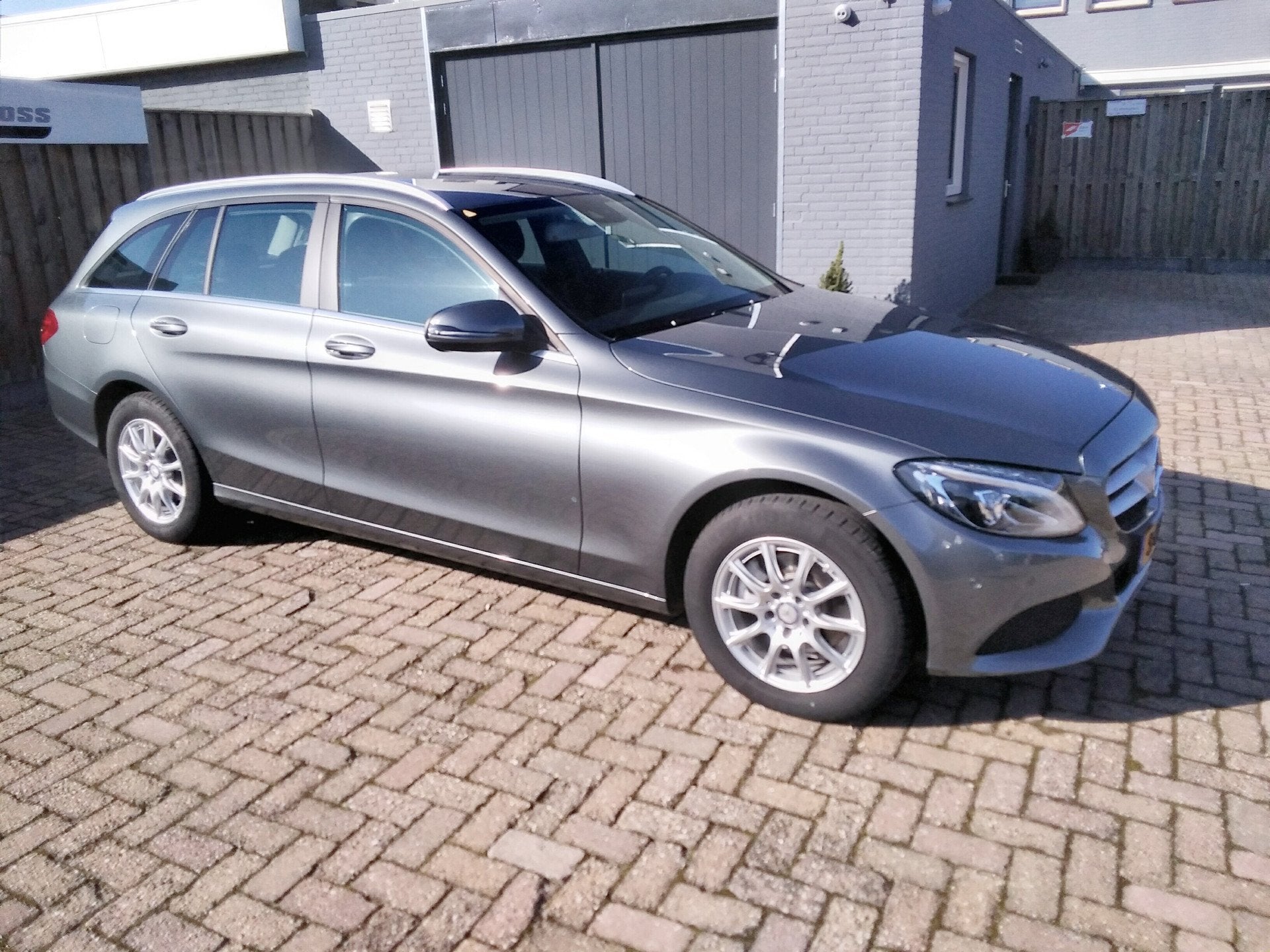 Mercedes-Benz C-Klasse 180 station NAVIGATIE + lane assist ., Gebruikt, 1595 cc, Handgeschakeld, 1600 kg