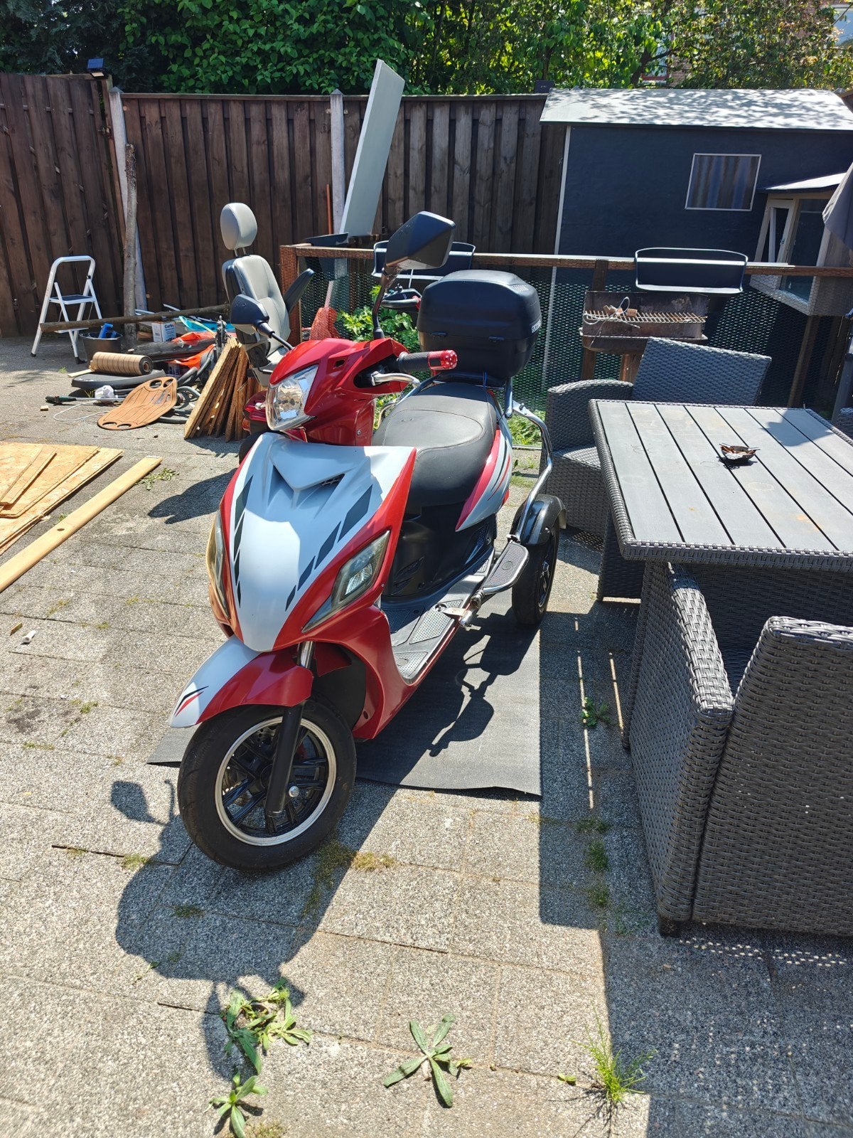 Driewieler scooter (scootmobiel), Ophalen of Verzenden, Zo goed als nieuw, Overige typen, Overige merken