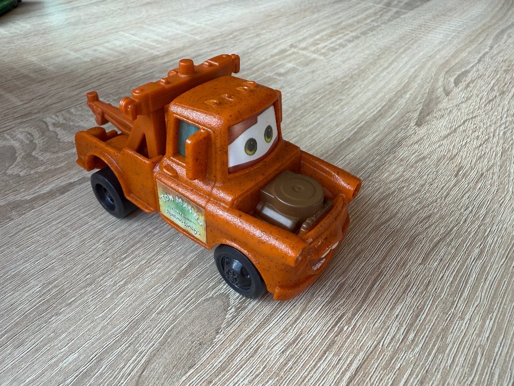 Cars Mater Mcdonald's Happy Meal 2006, Verzenden, Zo goed als nieuw