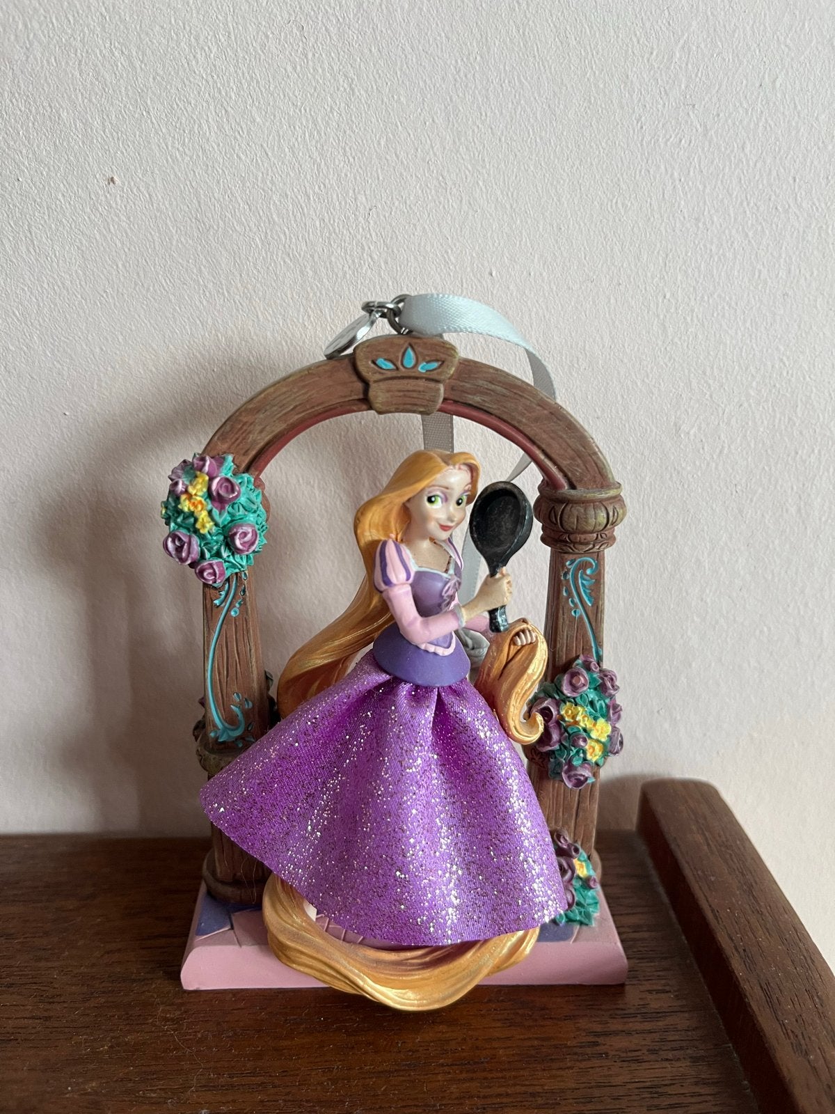 Disney Rapunzel Ornament 2020, Verzamelen, Disney, Zo goed als nieuw, Beeldje of Figuurtje, Overige figuren, Ophalen of Verzenden