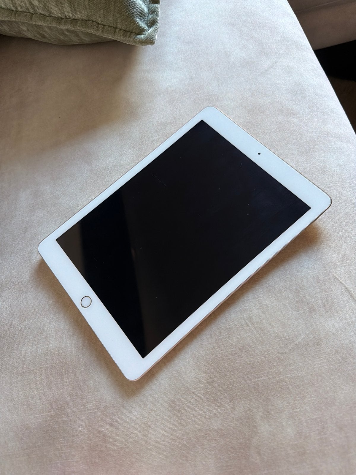 Apple iPad 2016 model, Ophalen of Verzenden, Gebruikt, Goud, Apple iPad