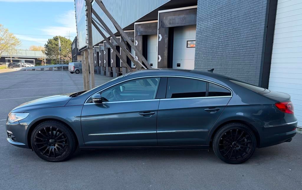 Volkswagen Passat CC 1.8 TSI 5p AUTOMAAT/LEDER/CRUISE/CLIMA/, Euro 5, Zwart, 4 cilinders, 161 pk