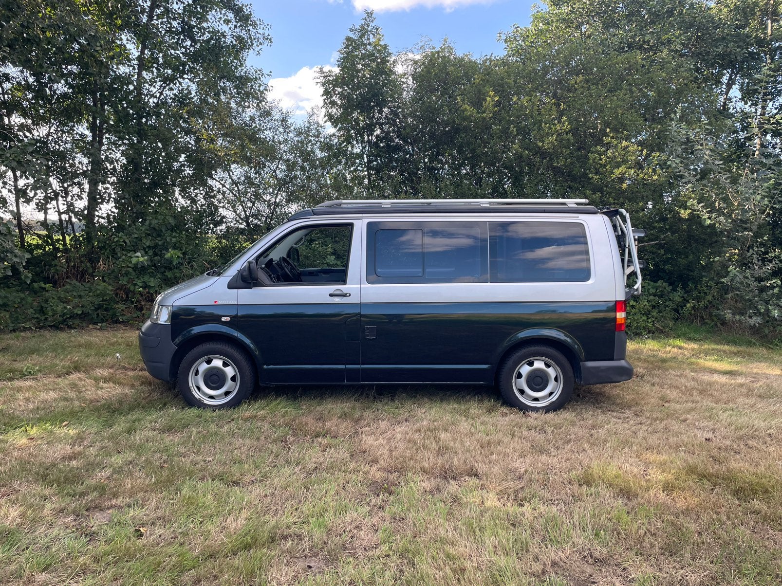 Vw transporter t5 camper 4motion 181000km, Auto's, 197 €/maand, 2500 kg, 11 km/l, Diesel