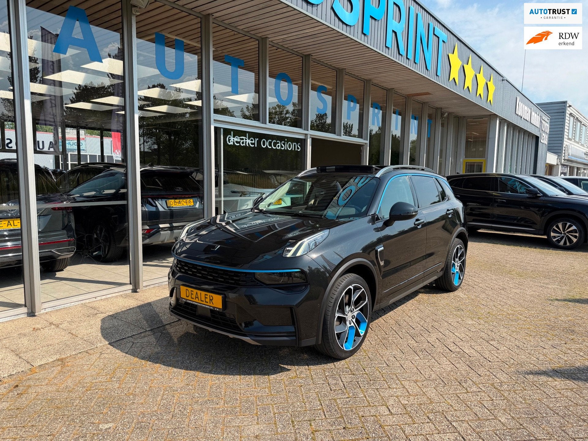 Lynk & Co 01 1.5 PHEV 261PK PANO , CAMERA , ELEKTISCHE ACHTE, Automatische klimaatregeling, Stof, Zwart, Bedrijf