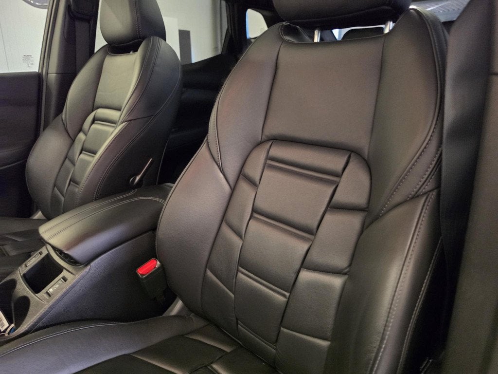 Nissan Qashqai 1.3 DIG-T Tekna + | BOSE | Leer | 360º Camer, Auto's, Nissan, Gebruikt, 4 cilinders, Zwart, Leder