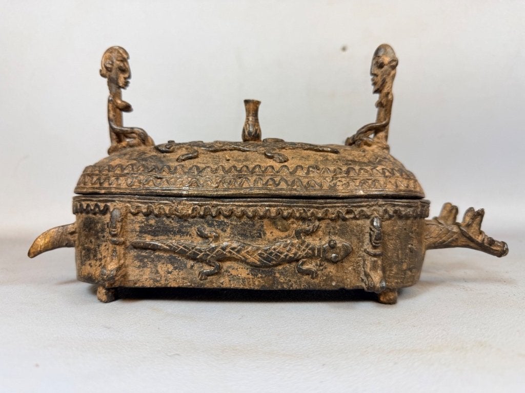 260922 Afrikaans Dogon bronze box - Mali, Ophalen of Verzenden