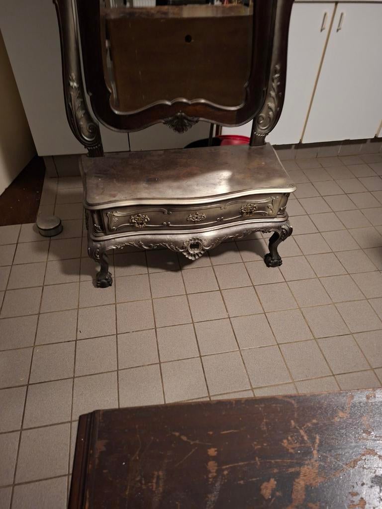 Portugees Antiek Barok spiegelkast/kaptafel+  2 x ladekast, Ophalen