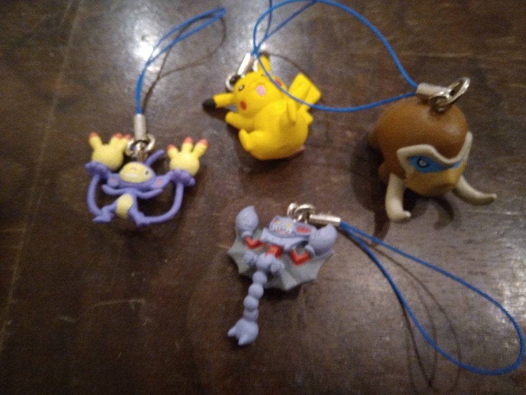 Pokemon diverse sleutelhangers Cacha Tomy, Ophalen of Verzenden, Zo goed als nieuw