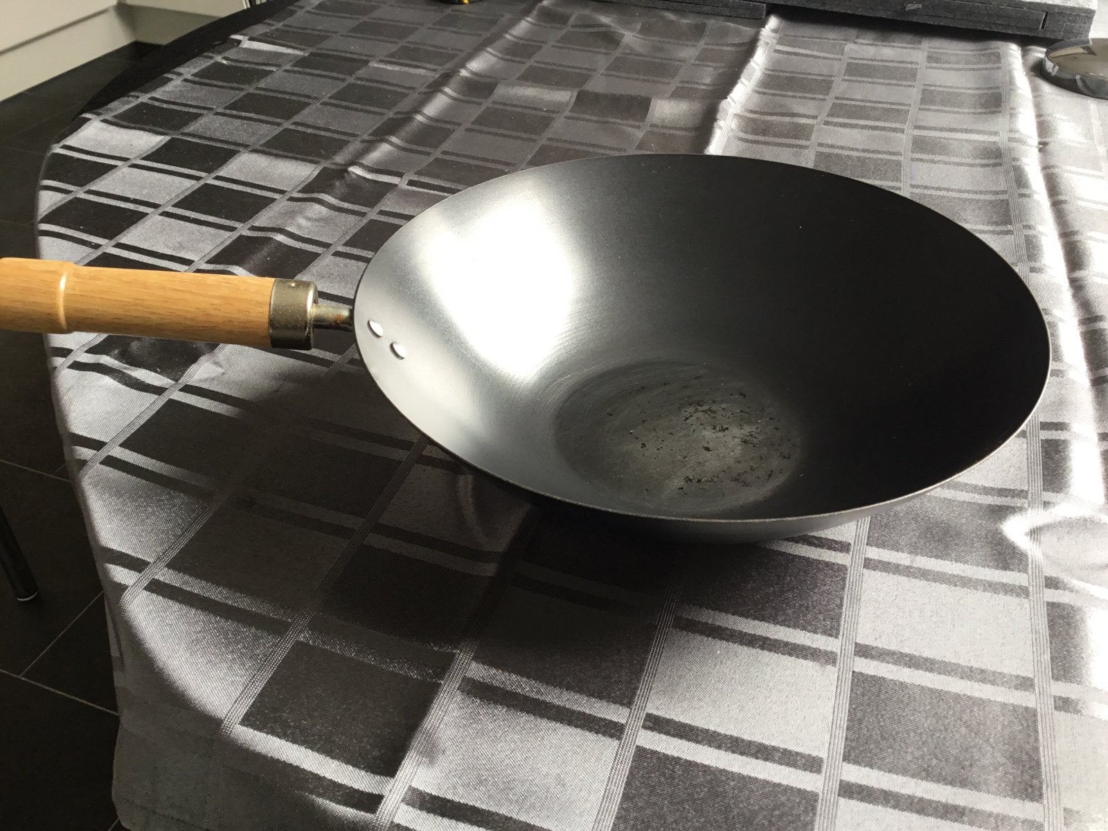 Wokpan met houten handvat, Huis en Inrichting, Keuken | Potten en Pannen, Ophalen of Verzenden, Gebruikt, Overige materialen, Wok