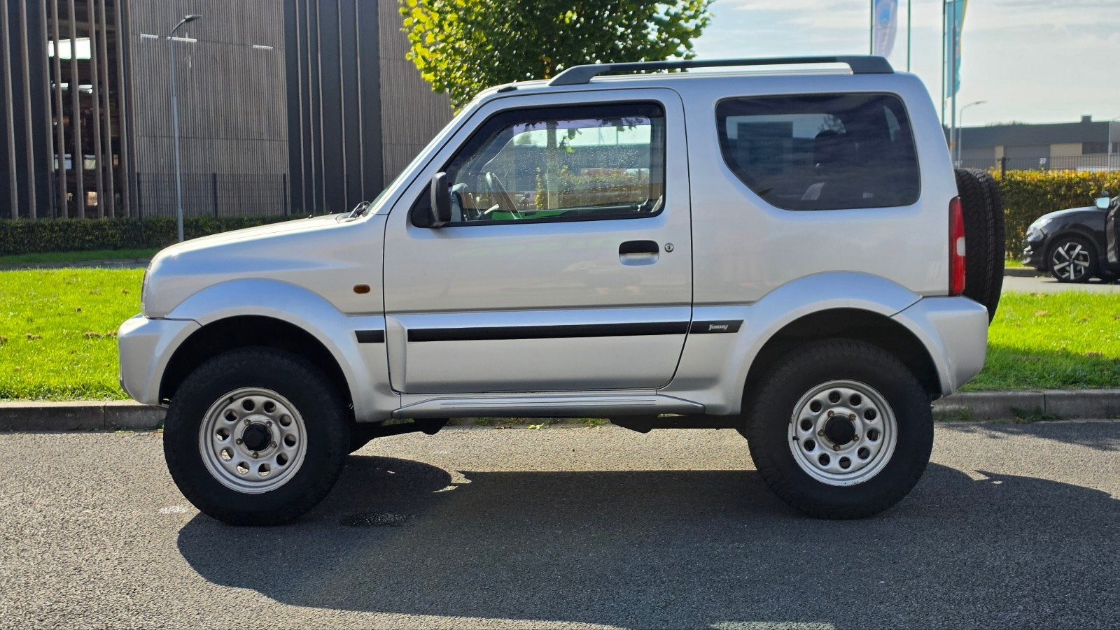 Suzuki Jimny 1.3 JLX 4WD AUT 2000 Grijs, Automaat, 1005 kg, 40 €/maand, 4 cilinders