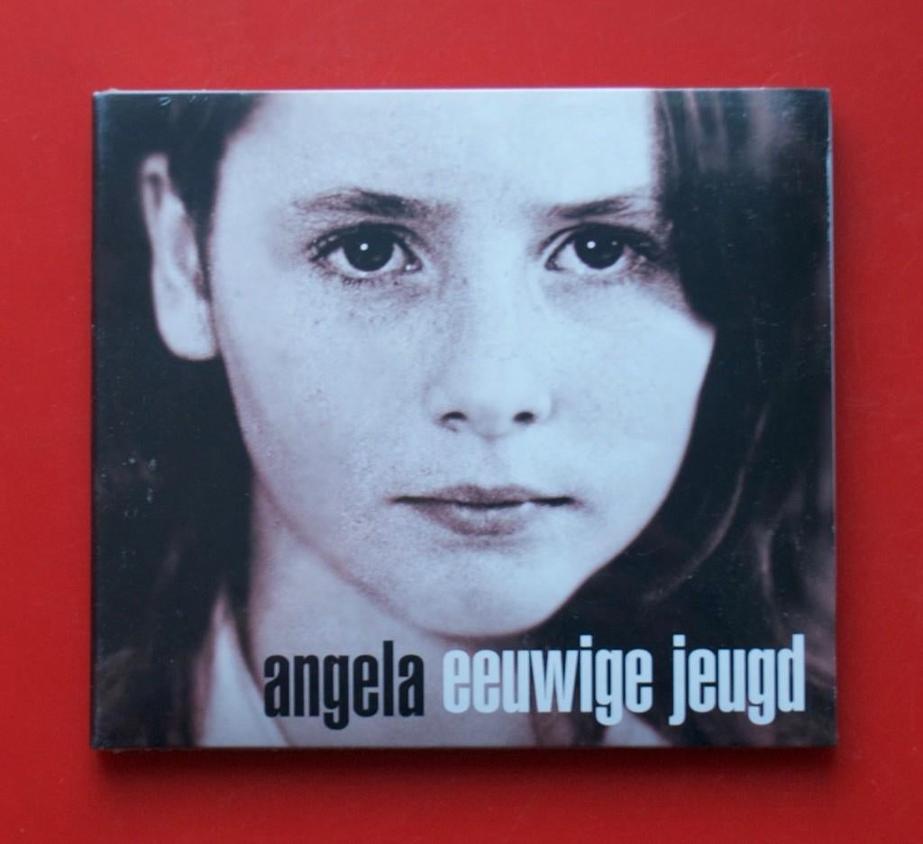 cd Angela Groothuizen Eeuwige jeugd uit 2015 Dwaal en Tijd, Cd's en Dvd's, Ophalen of Verzenden, Zo goed als nieuw, Pop