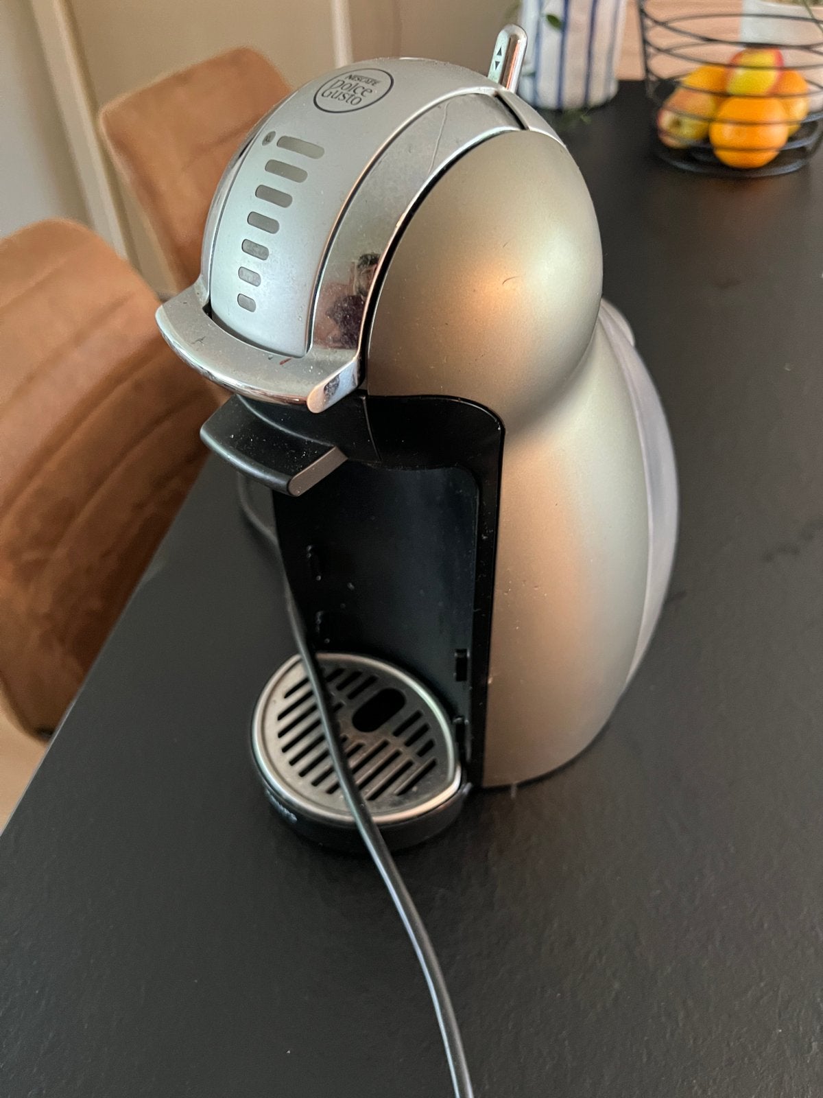 Dolce gusto krups, Witgoed en Apparatuur, Koffiezetapparaten, Ophalen, Gebruikt, Koffiemachine, Koffiepads en cups