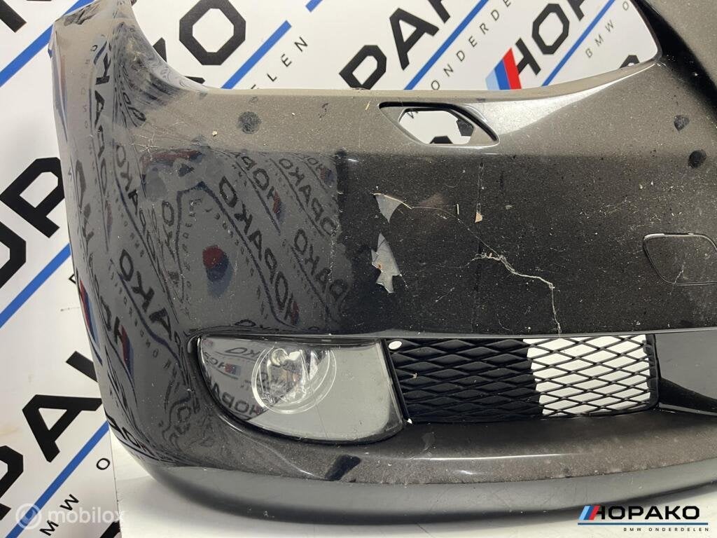 Voorbumper BMW 3 serie E92 E93 | Schwarz II / Jetblack, Gebruikt, Einsteinlaan 5, Rijswijk, Voor, Ophalen of Verzenden