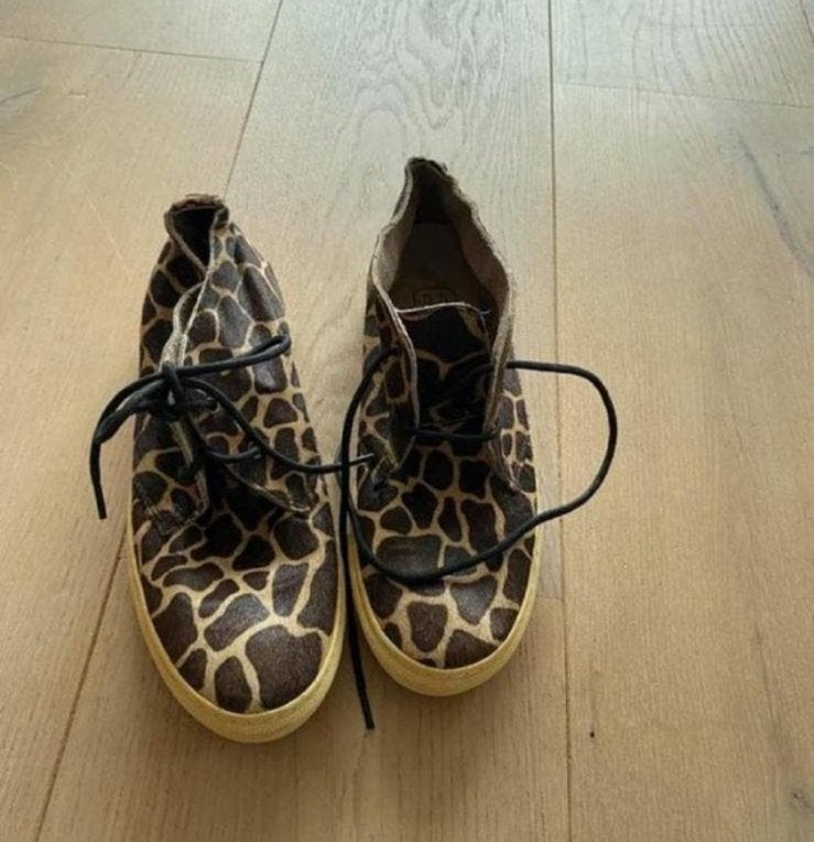 Maruti zebra bambi 39 giraf, Kleding | Dames, Schoenen, Bruin, Ophalen of Verzenden, Sneakers of Gympen, Zo goed als nieuw