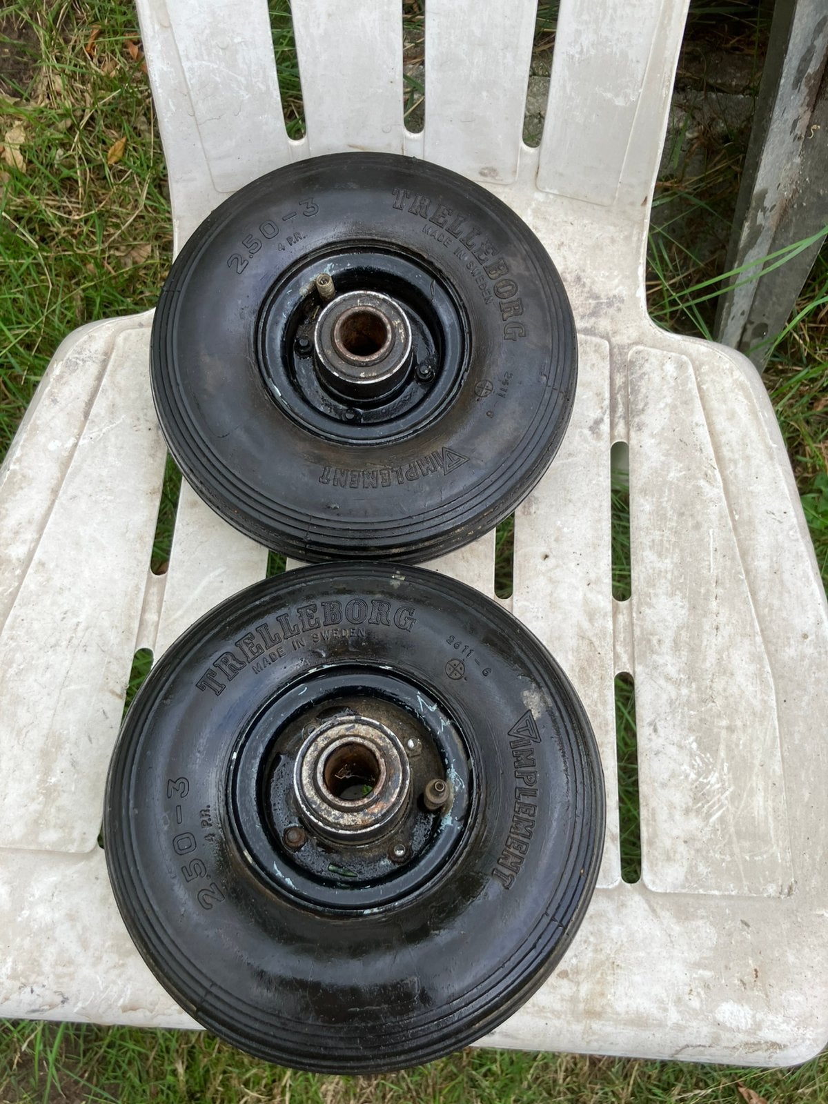 Gelagerde wieltjes., Tuin en Terras, Ophalen of Verzenden, Zo goed als nieuw