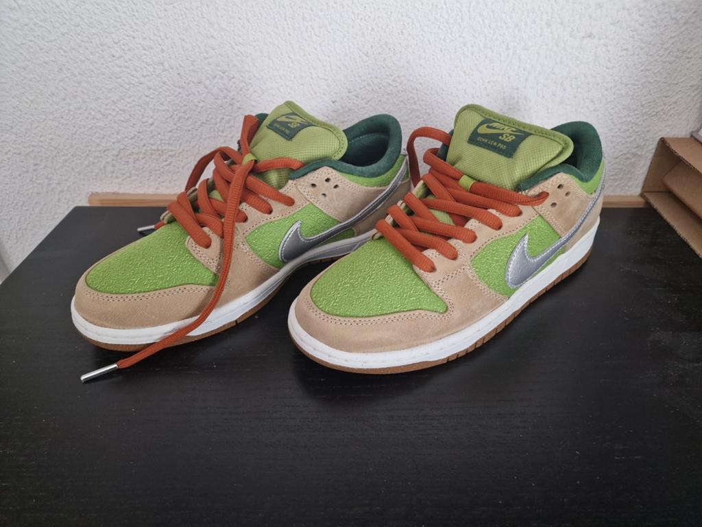 Nike SB Dunk Low 'Escargot' - maat 42,5, Ophalen of Verzenden, Nieuw, Overige kleuren, Nike