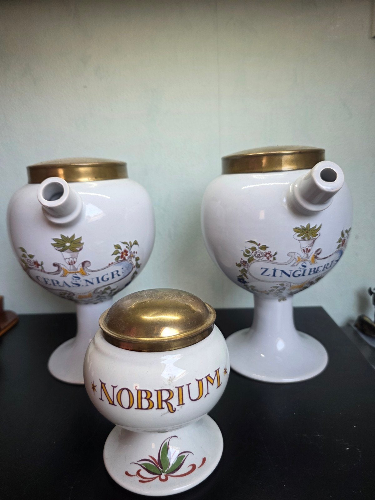 3 Antieke Apothekerspotten met Messing Deksel - Zenith, Ophalen of Verzenden