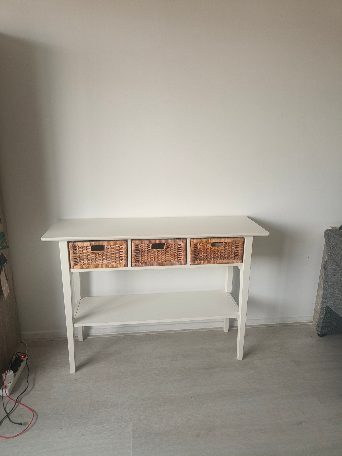 Leuke Side table met rieten mandjes 90x129x41, Huis en Inrichting, Ophalen, Gebruikt, 100 tot 150 cm, Overige houtsoorten