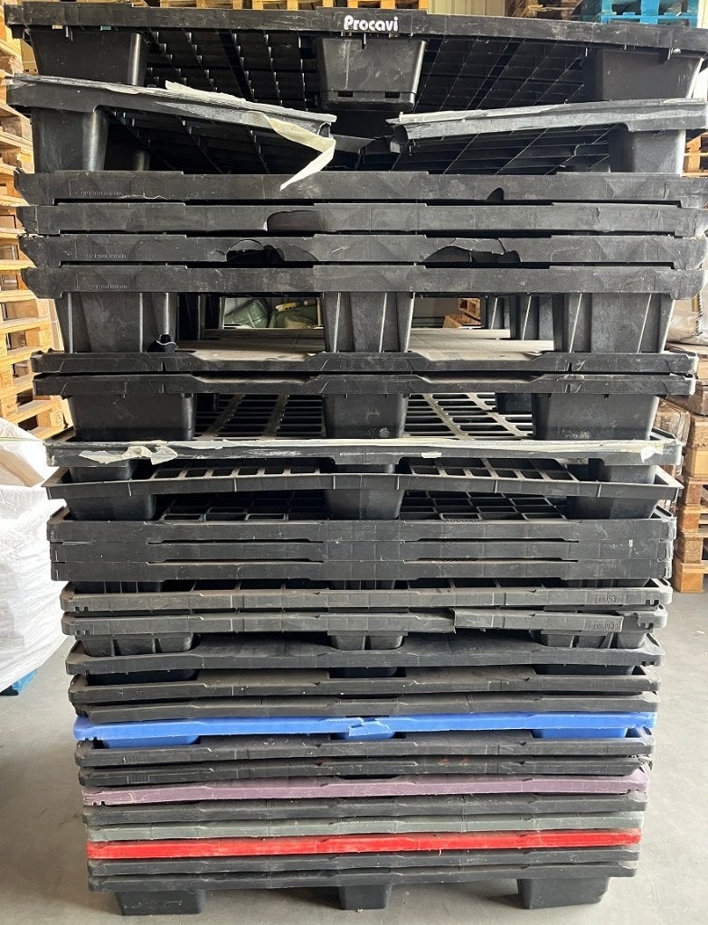 Kunststof / plastic pallets 120 x 80 cm, Doe-het-zelf en Verbouw, Kratten en Dozen, Ophalen, Gebruikt, 100 cm of meer, 60 cm of meer