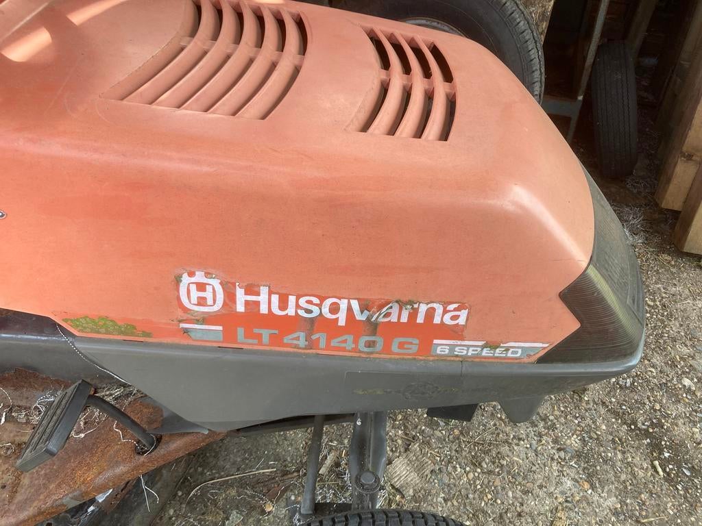 Gezocht: maaidek voor zitmaaier Husqvarna LT4140g, Tuin en Terras, Zitmaaiers, Ophalen, Gebruikt