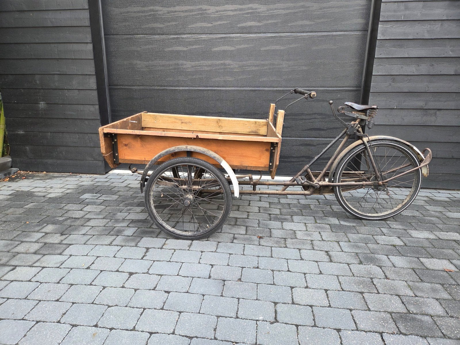 Antieke Bakfiets met Luifel - Uniek en Functioneel, Ophalen