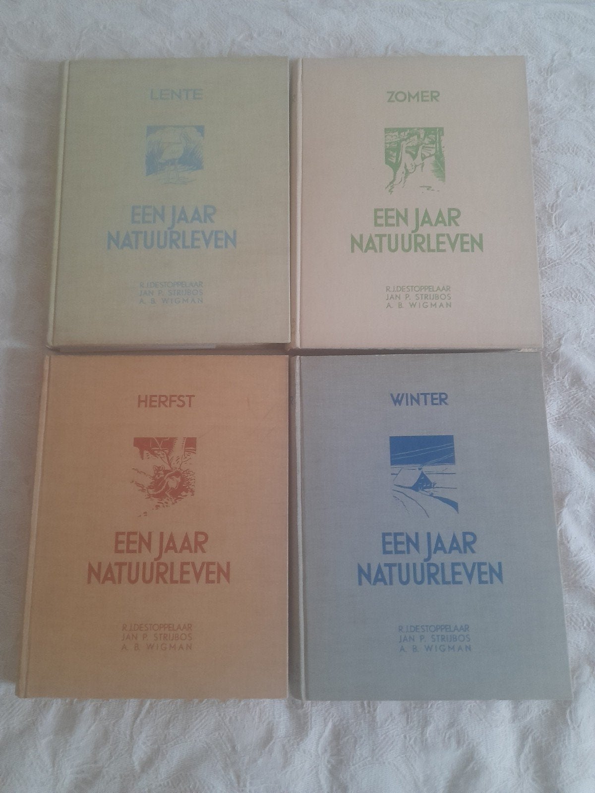 Een Jaar Natuurleven - Complete set (4 delen), Ophalen of Verzenden