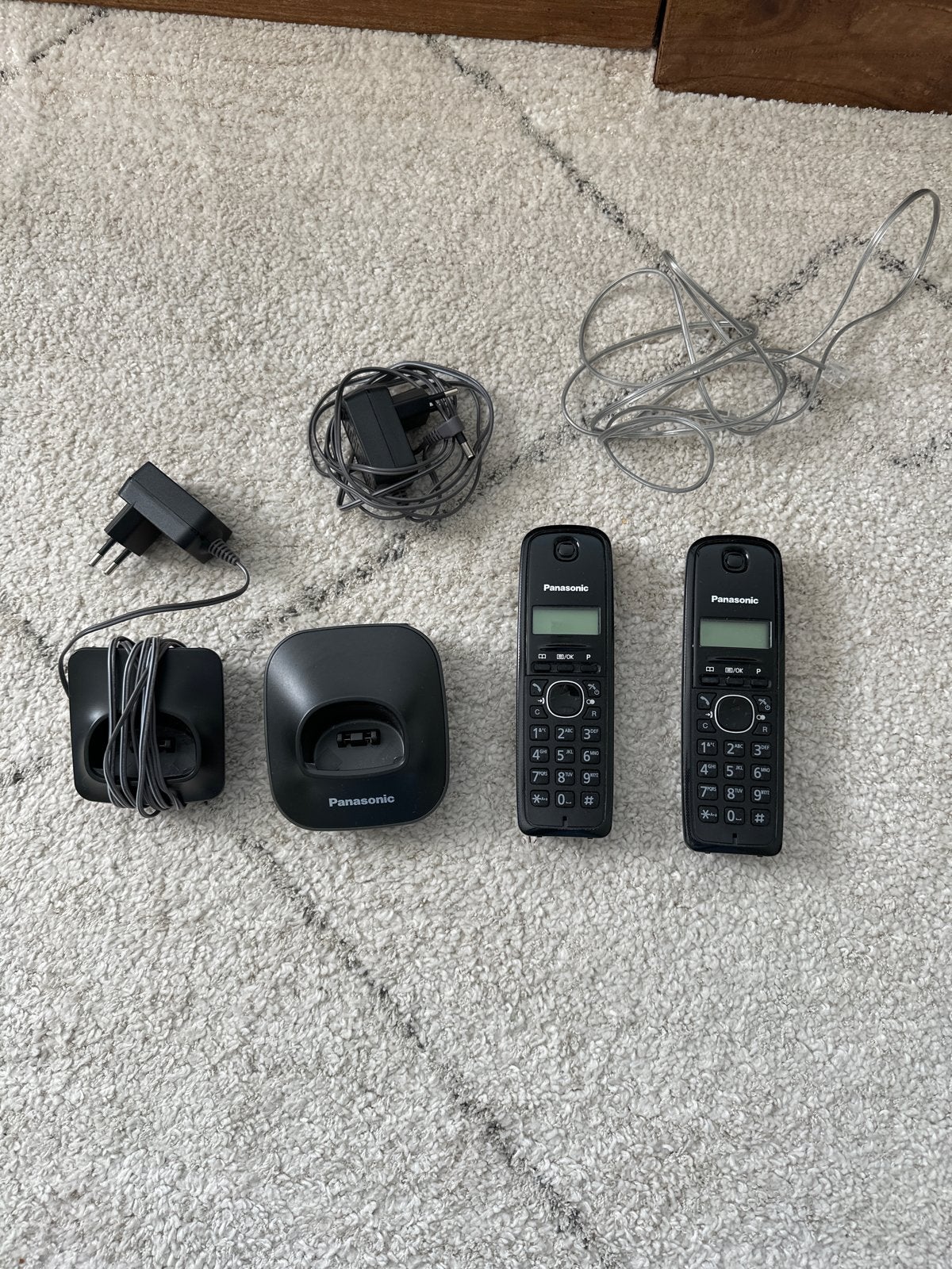 Panasonic KX-TG1611NL Draadloze Huistelefoon (2 Handsets), Ophalen of Verzenden, Gebruikt, 2 handsets