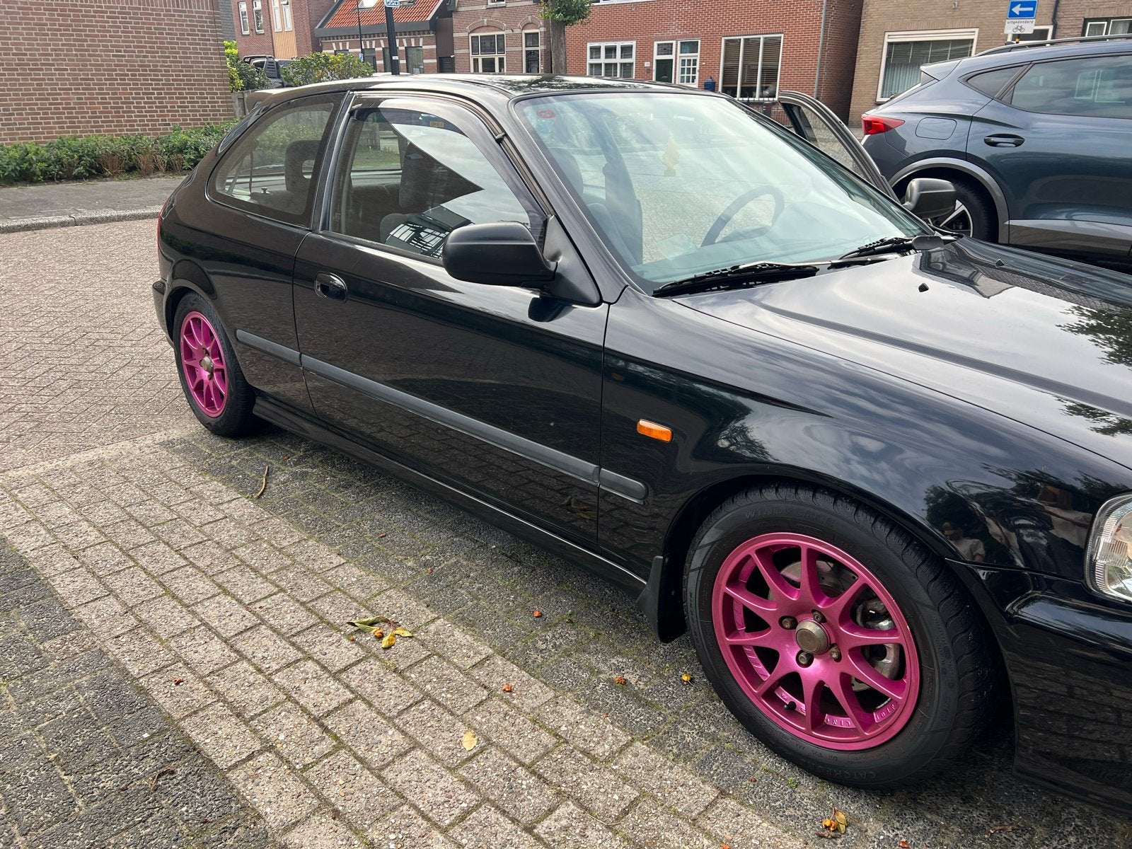 Honda Civic 1.5 I Vtec-e 2001 Zwart, Auto's, Voorwielaandrijving, 40 €/maand, 4 cilinders, Zwart
