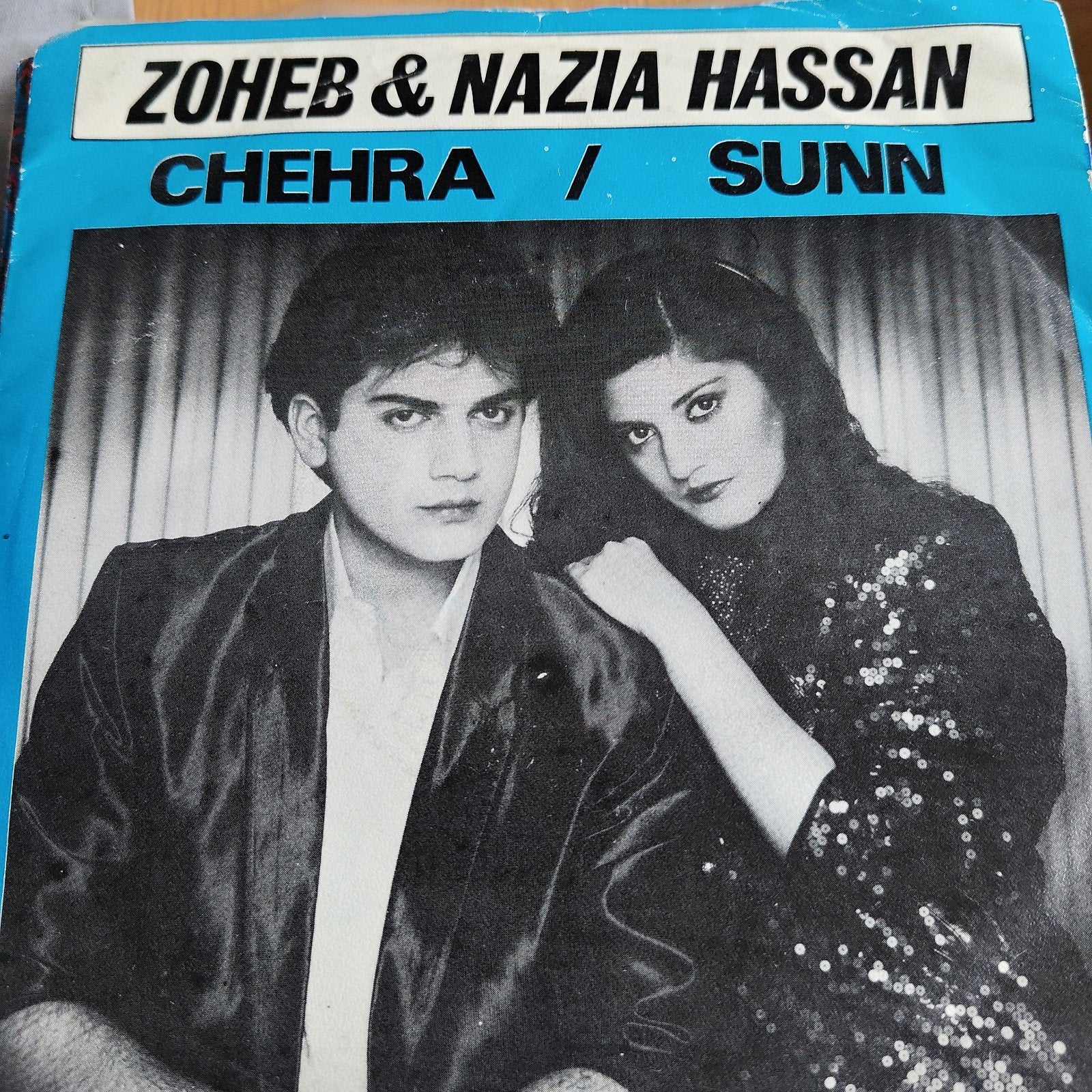 Zoheb & Nazia Hassan - Chehra / Sunn (Single), Ophalen of Verzenden, Gebruikt, 7 inch