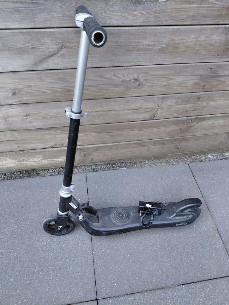 Denver electrische kinderstep aangeboden, Fietsen en Brommers, Steps, Ophalen, Elektrische step (E-scooter)