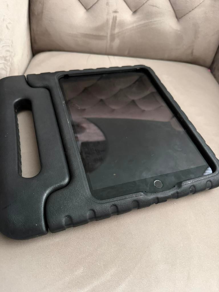 Ipad 6e generatie 2018, Ophalen of Verzenden, Gebruikt